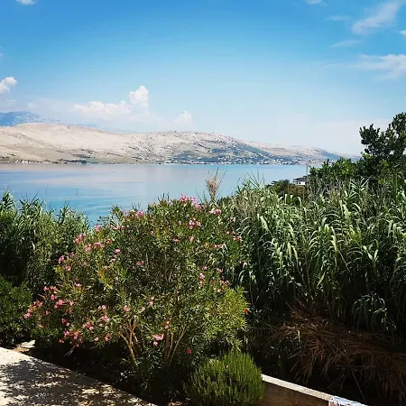 Salt & Stone * Pag Town