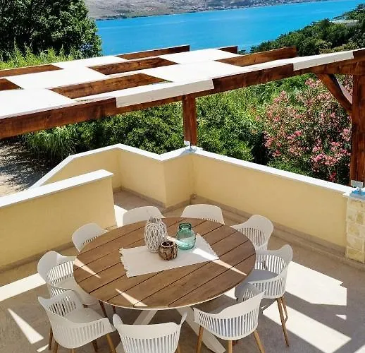 Salt & Stone Villa Pag Town