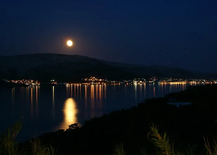 Salt & Stone Willa Pag Town